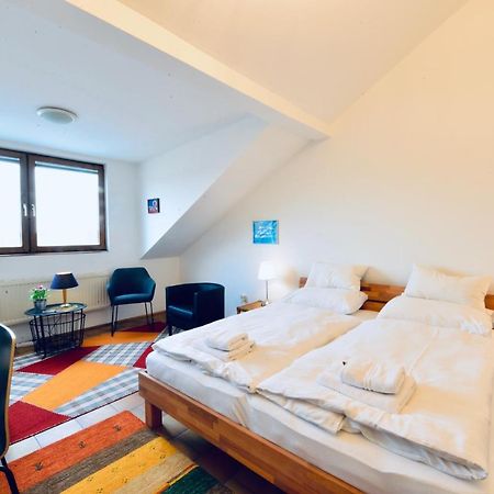 Charming Attic Apartment Near Messe Wien And Center Eksteriør bilde