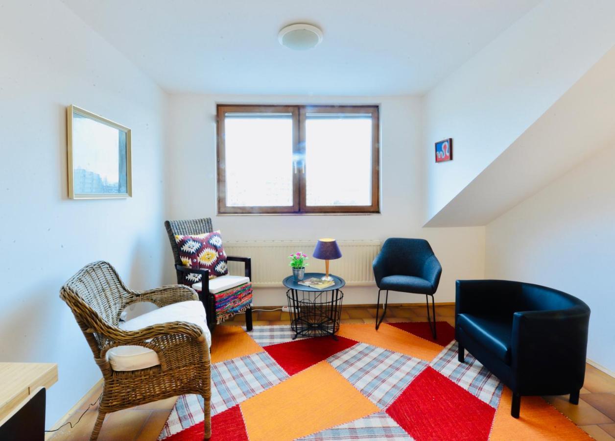 Charming Attic Apartment Near Messe Wien And Center Eksteriør bilde